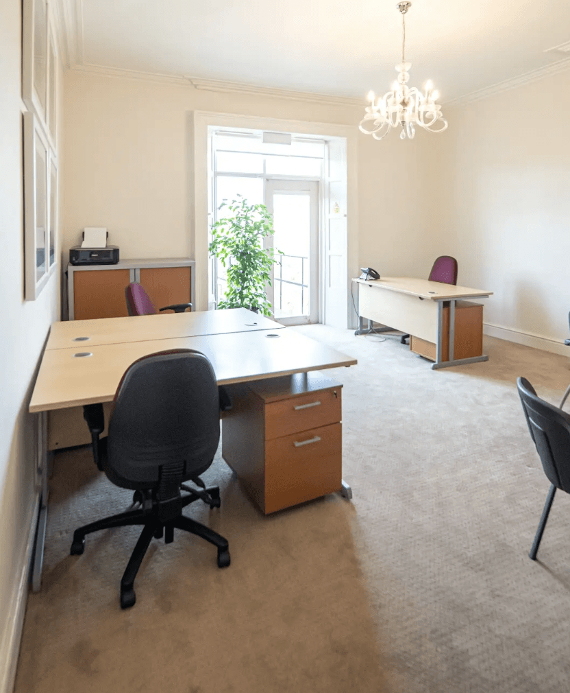 Suite 406 photo 1